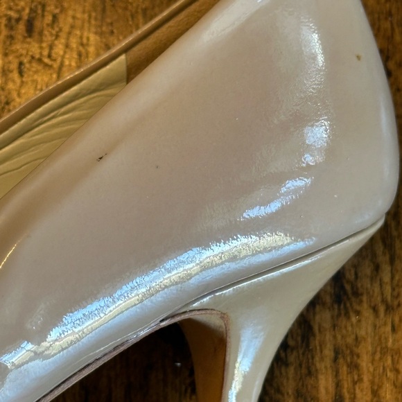 Boden |  Nude Patent Leather Mary Jane Soft Pointed Toe Heels, Size 39 (8.5) - Picture 8 of 10